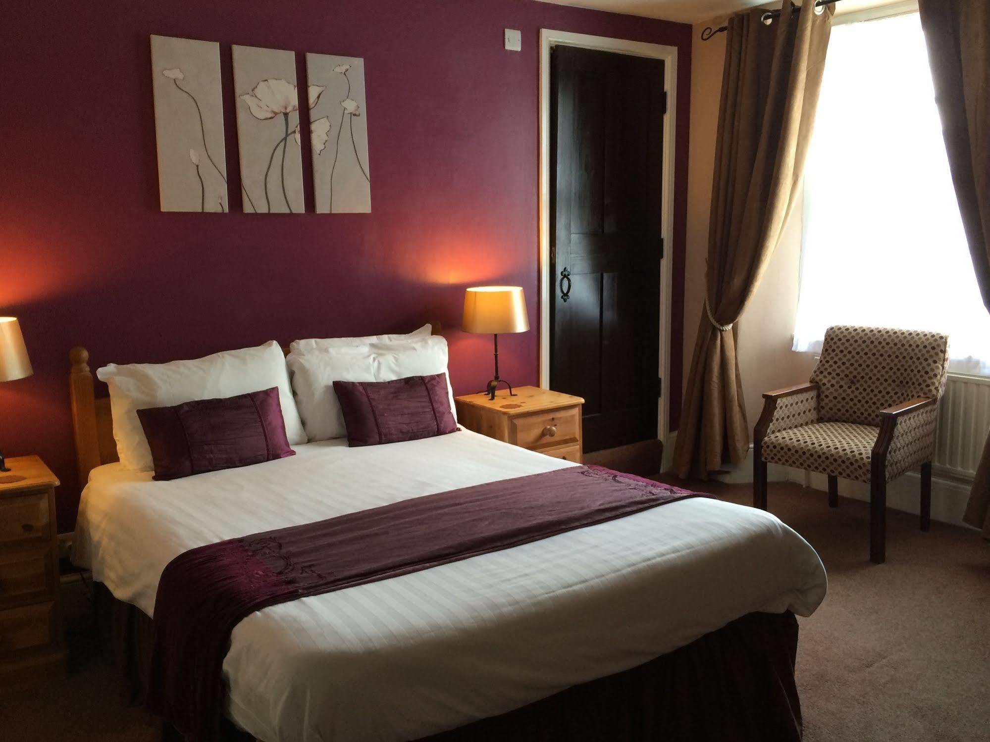 The Cromwell Arms Inn 3*